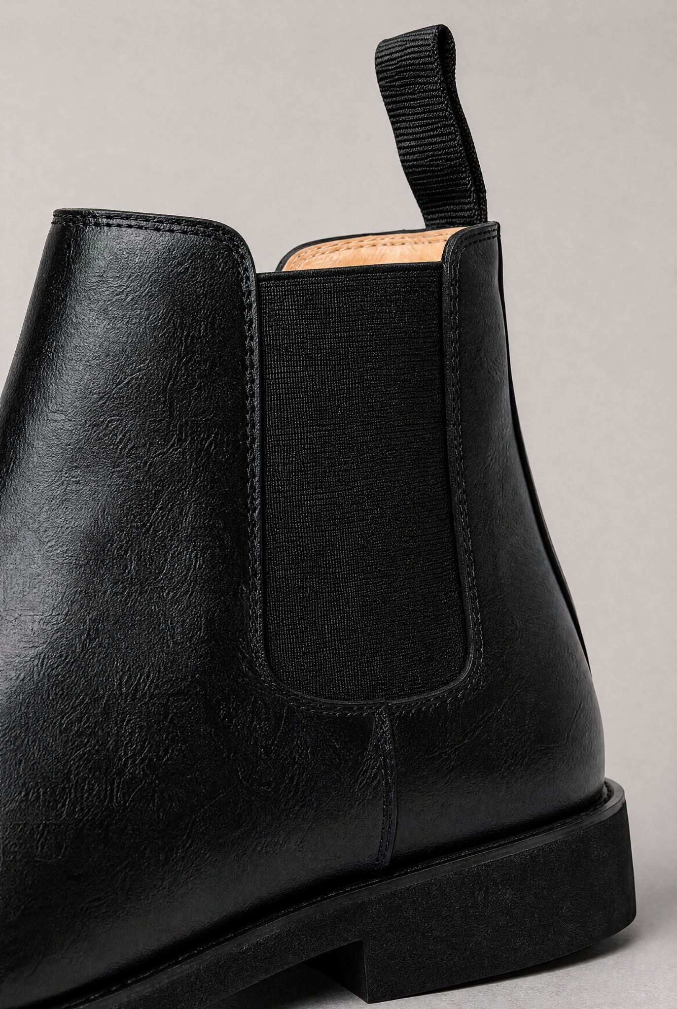 Bota Chelsea Masculina em Couro com Design Clássico Britânico
