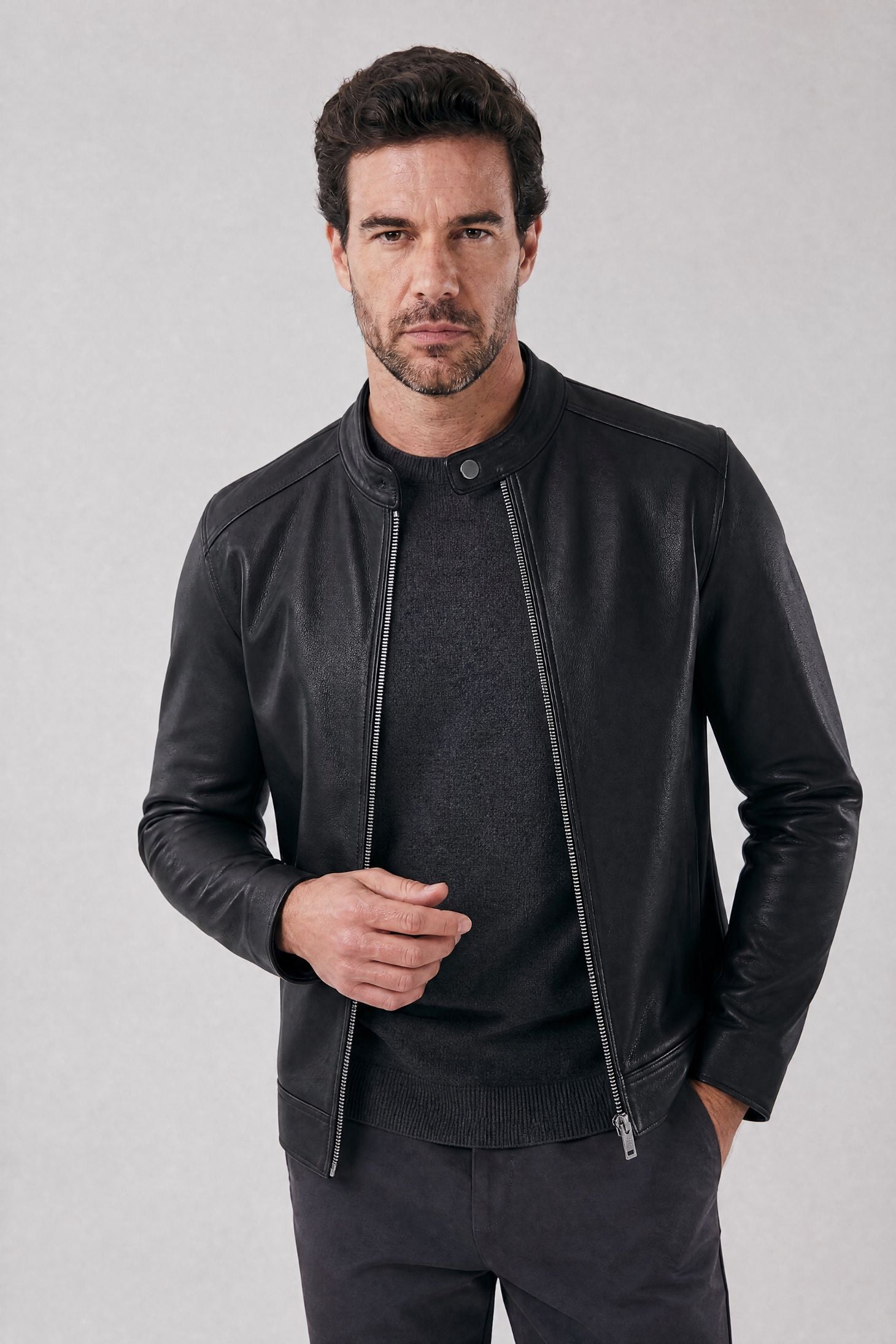 Jaqueta Masculina de Couro Slim Biker