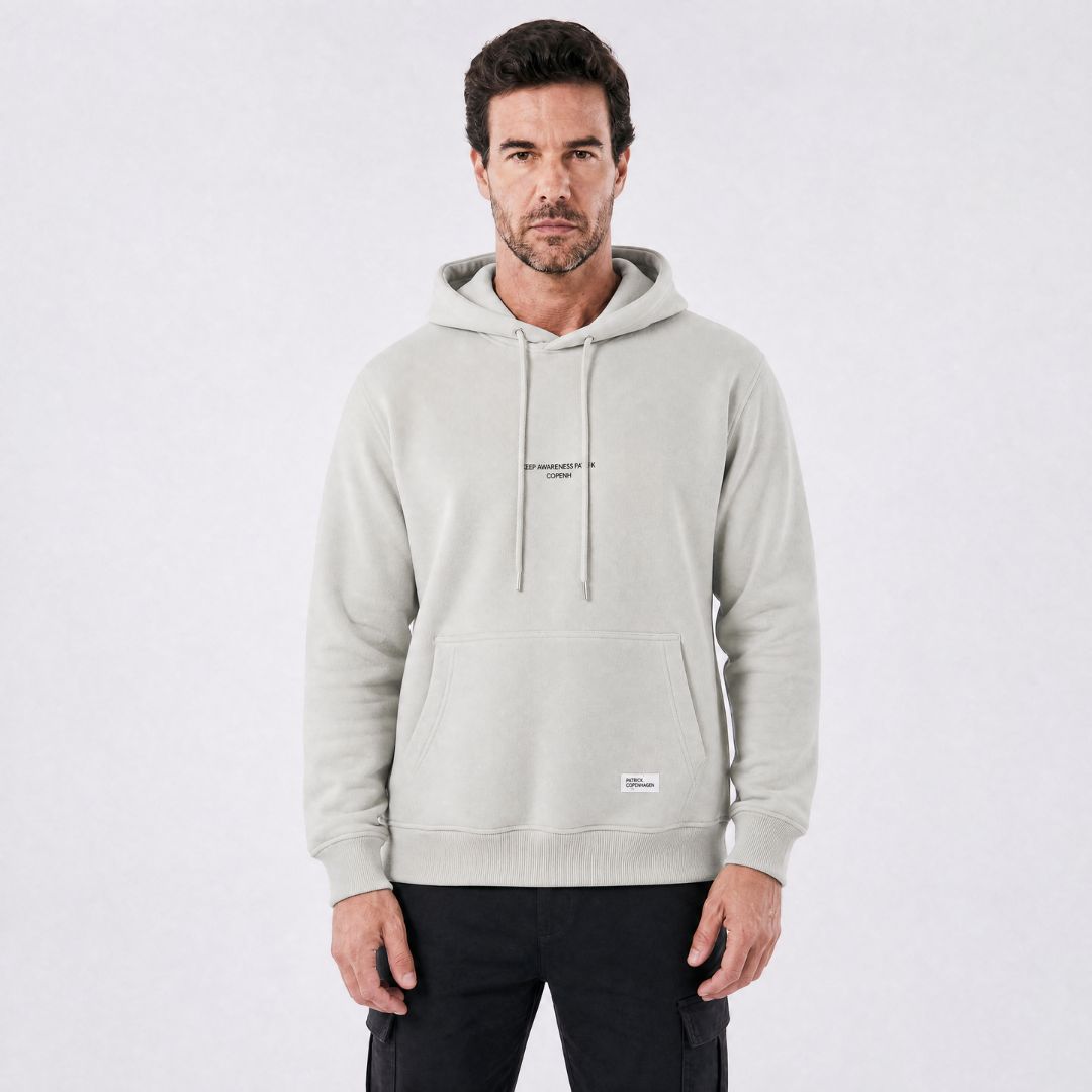 Moletom Masculino Oversized com Capuz e Bolso Canguru cinza