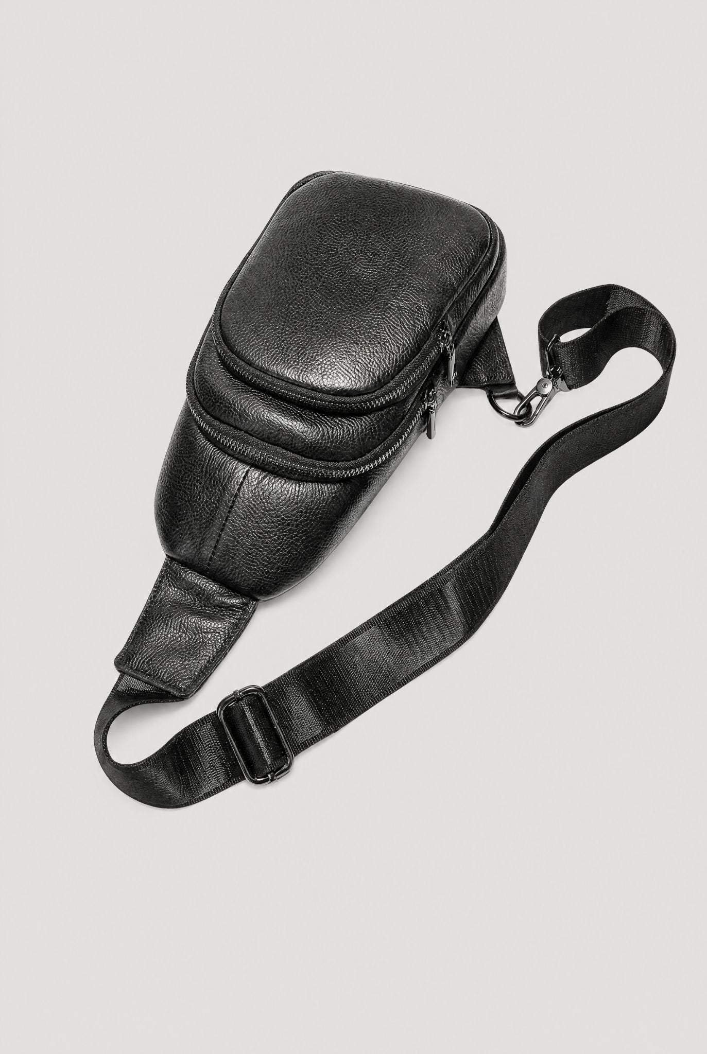 Shoulder Bag Masculina em Couro Porto