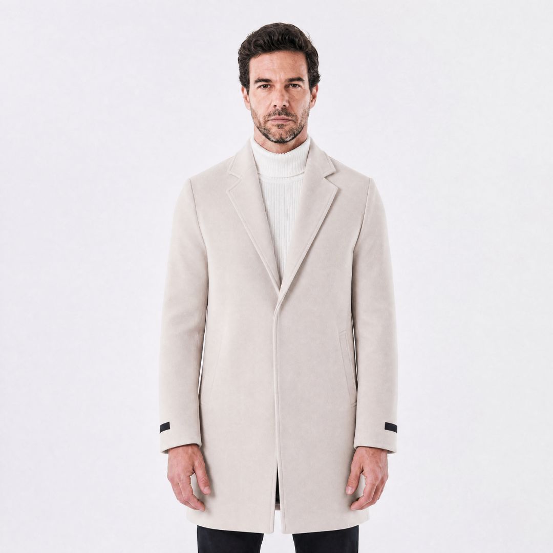Sobretudo Masculino Médio com Lapela Notched Essentials off-white