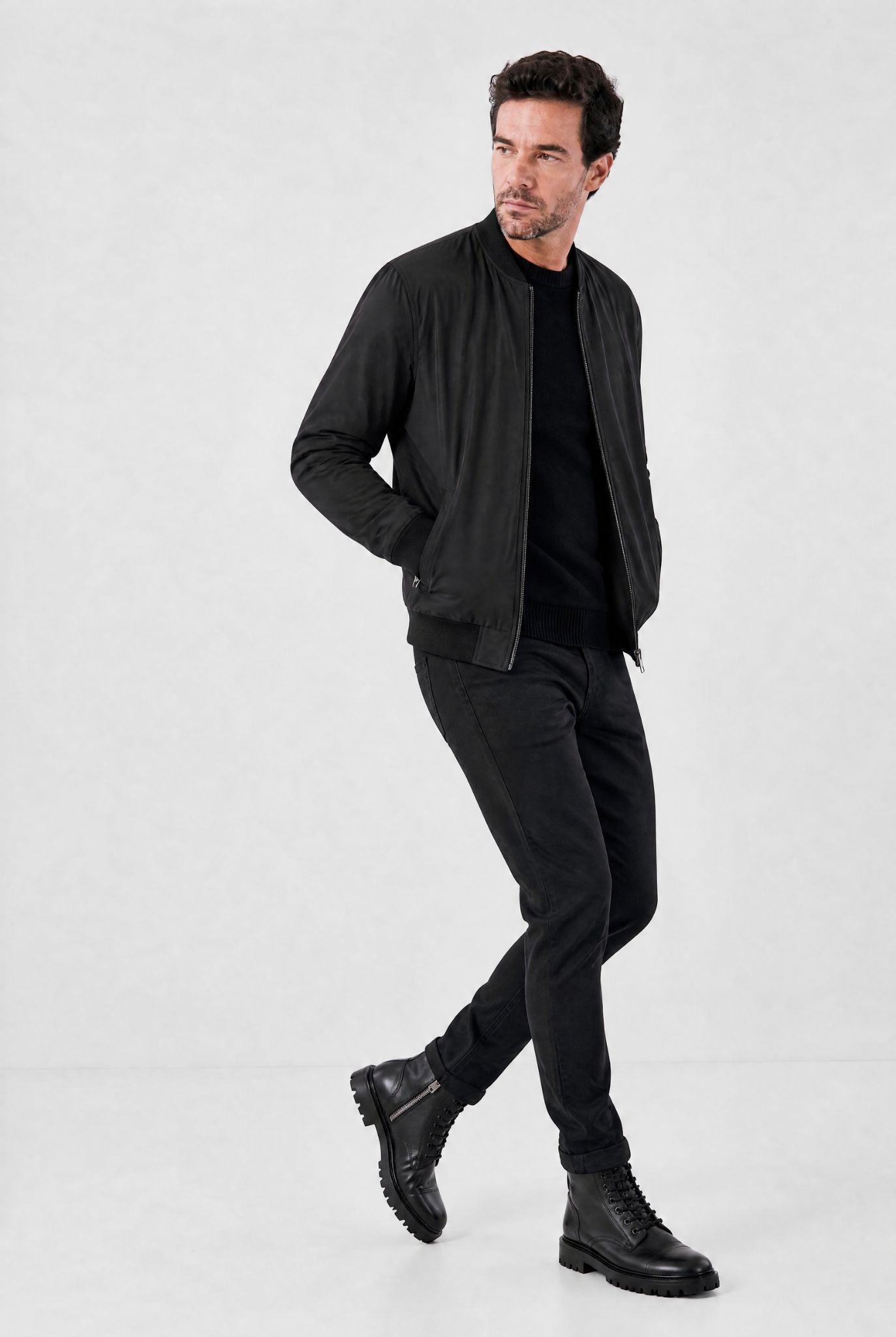 Bota Masculina Tratorada British em Couro com Solado Robusto