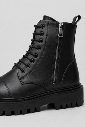 Bota Masculina Tratorada British em Couro com Solado Robusto