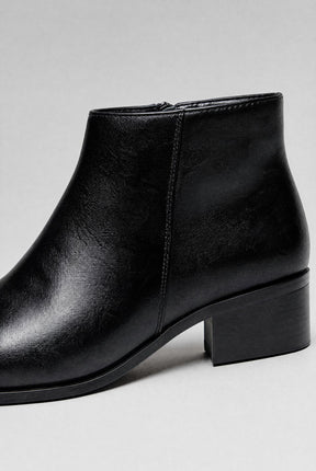 Bota Masculina de Couro Cano Curto Milão