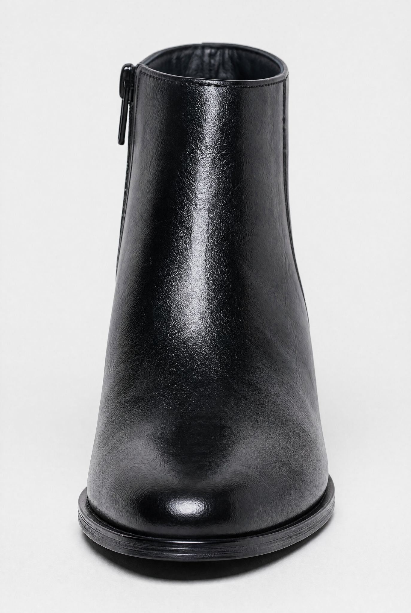 Bota Masculina de Couro Cano Curto Milão