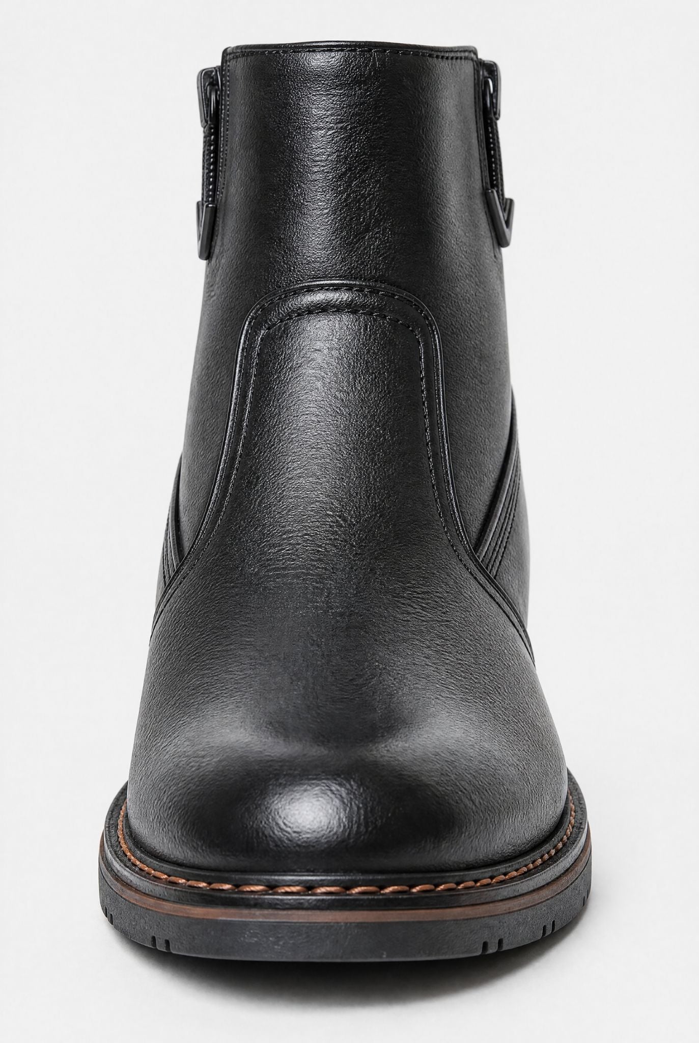 Bota Masculina em Couro com Interior Forrado