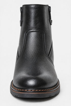 Bota Masculina em Couro com Interior Forrado