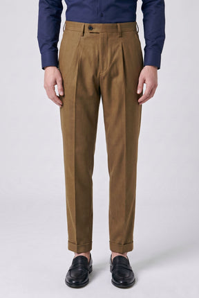 Calça Alfaiataria Masculina em Poliviscose Acetinada Cáqui