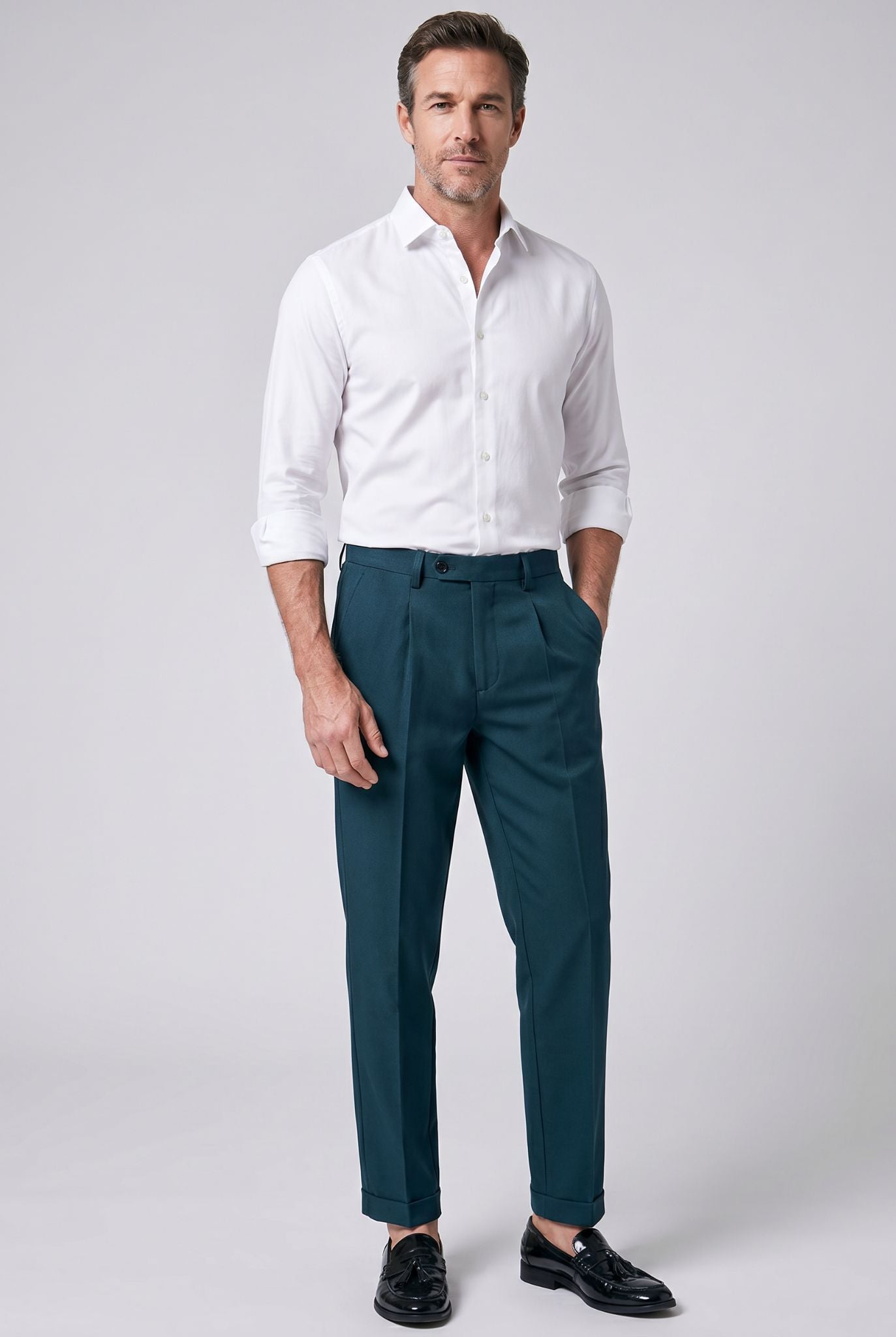 Calça Alfaiataria Masculina em Poliviscose Acetinada Verde Musgo