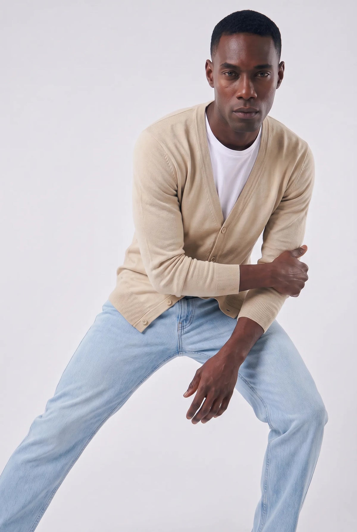 Cardigan Masculino Casual com Gola V em Tricô Leve