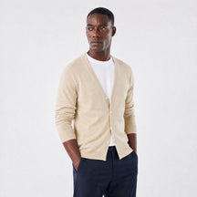 Cardigan Masculino Casual com Gola V em Tricô Leve bege