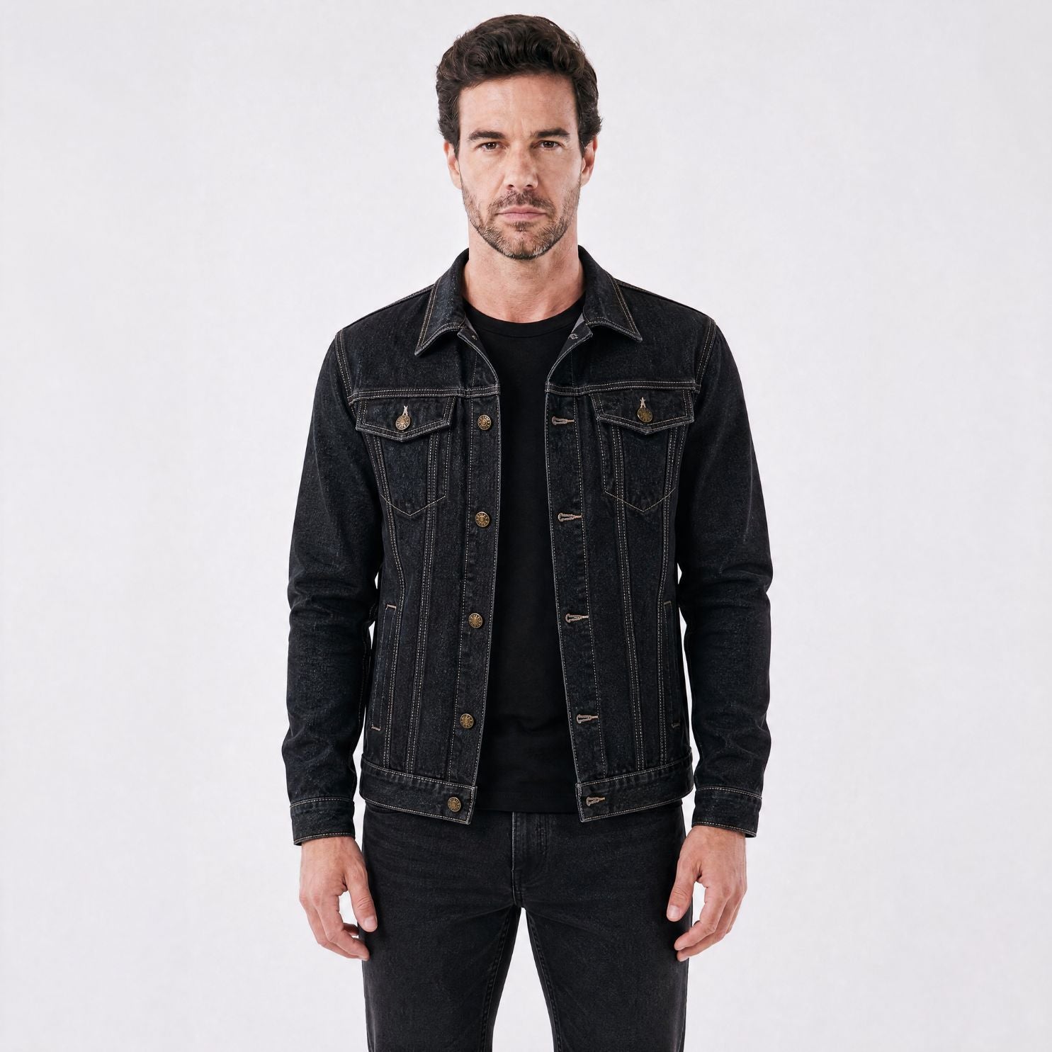 Jaqueta Jeans Masculina Trucker Clássica com Bolsos no Peito preto