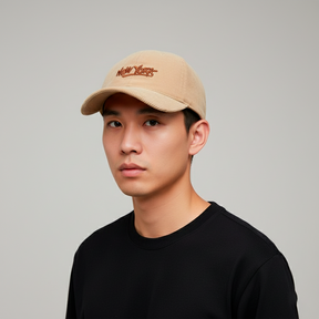 Boné Fiorinni de Veludo