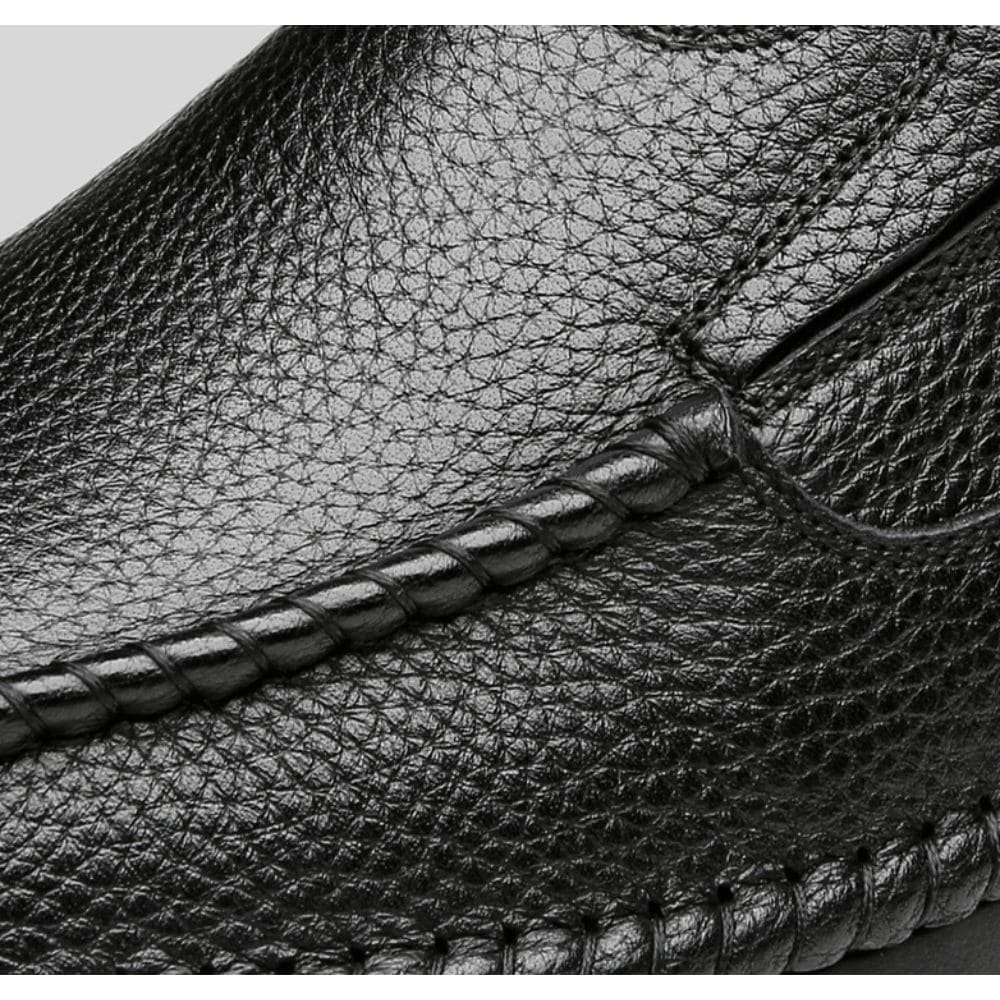 Sapato Mocassim Masculino de Couro Fiorinni - detalhes