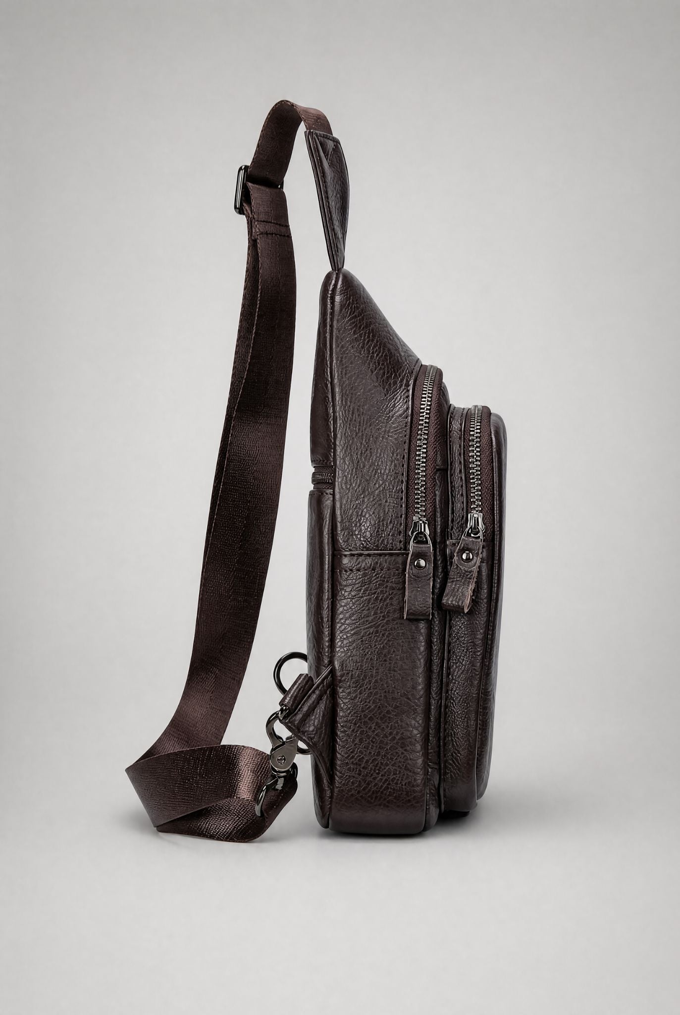 Shoulder Bag Masculina em Couro Hanoi