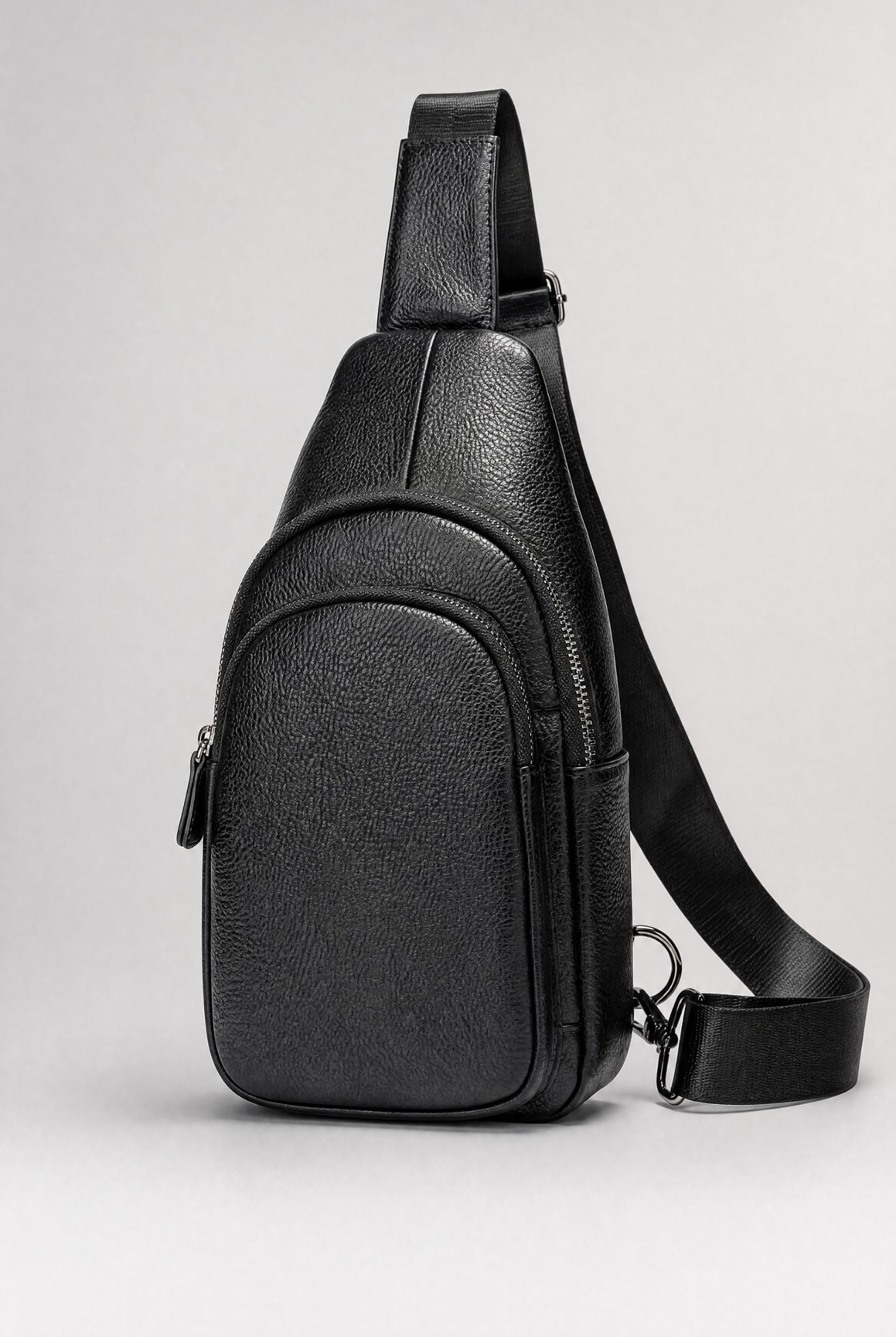 Shoulder Bag Masculina em Couro Porto
