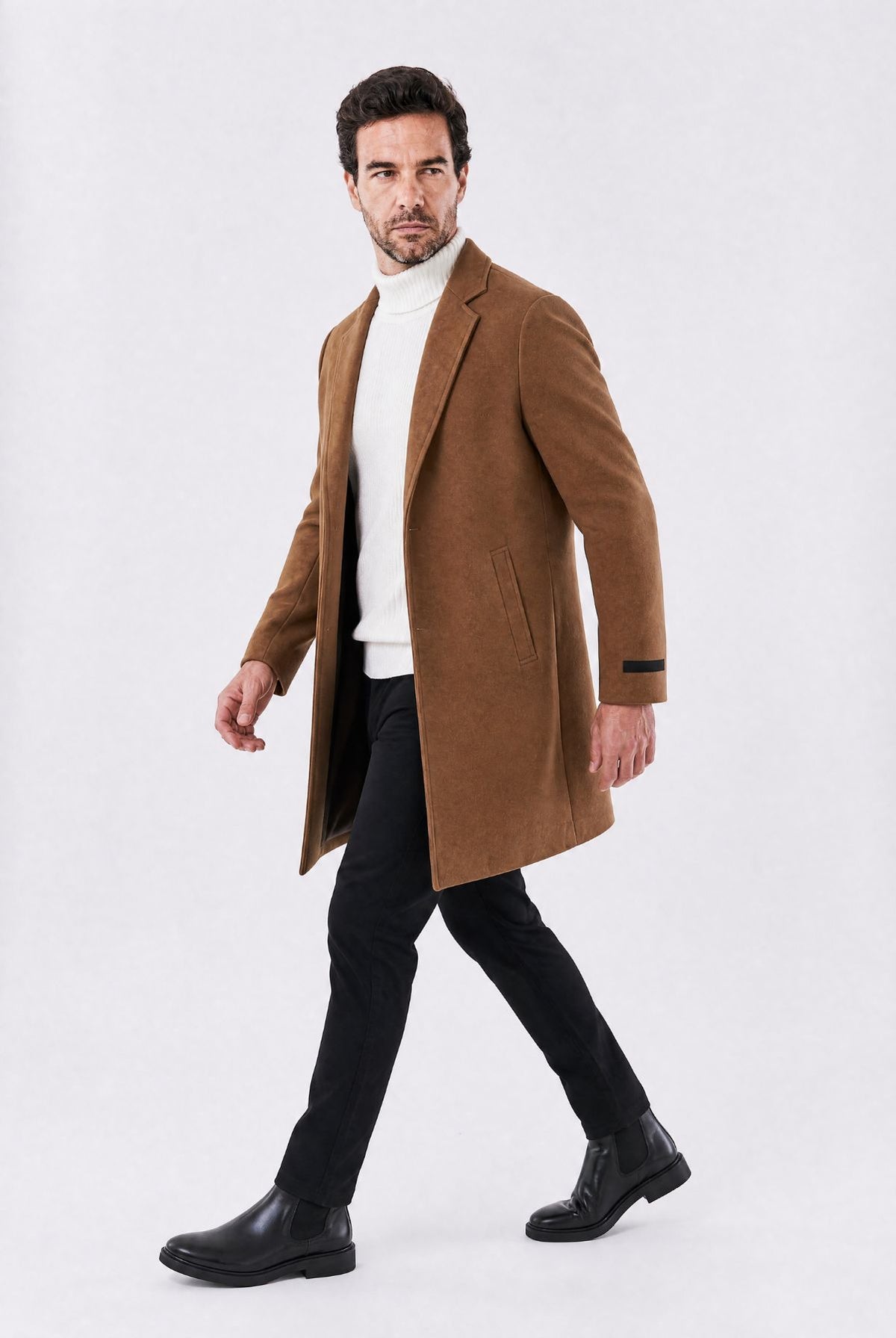 Sobretudo Masculino Médio com Lapela Notched Essentials