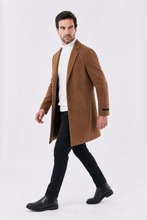 Sobretudo Masculino Médio com Lapela Notched Essentials