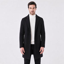 Sobretudo Masculino Médio com Lapela Notched Essentials preto