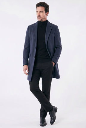 Sobretudo Masculino com Lapela Notched Estruturada