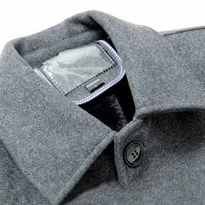 Sobretudo Masculino Curto De Lã Fiorinni Denmark - Detalhe da gola